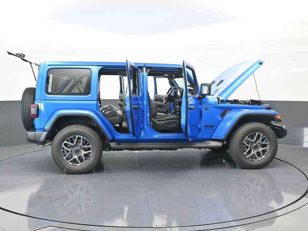 Used 2025 Jeep Wrangler Unlimited Sahara AWD/4WD image 71