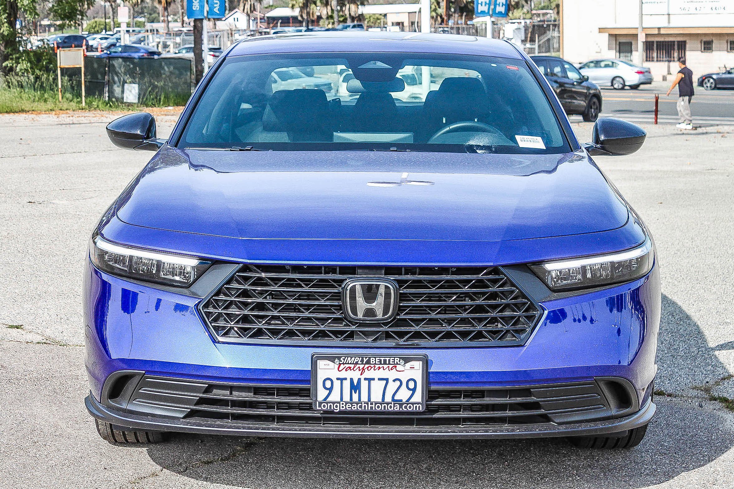 Used 2025 Honda Accord Sport image 2