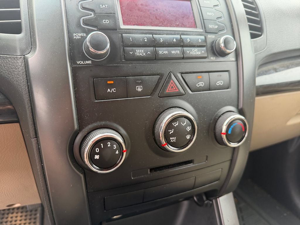 Used 2011 Kia Sorento 2WD image 27