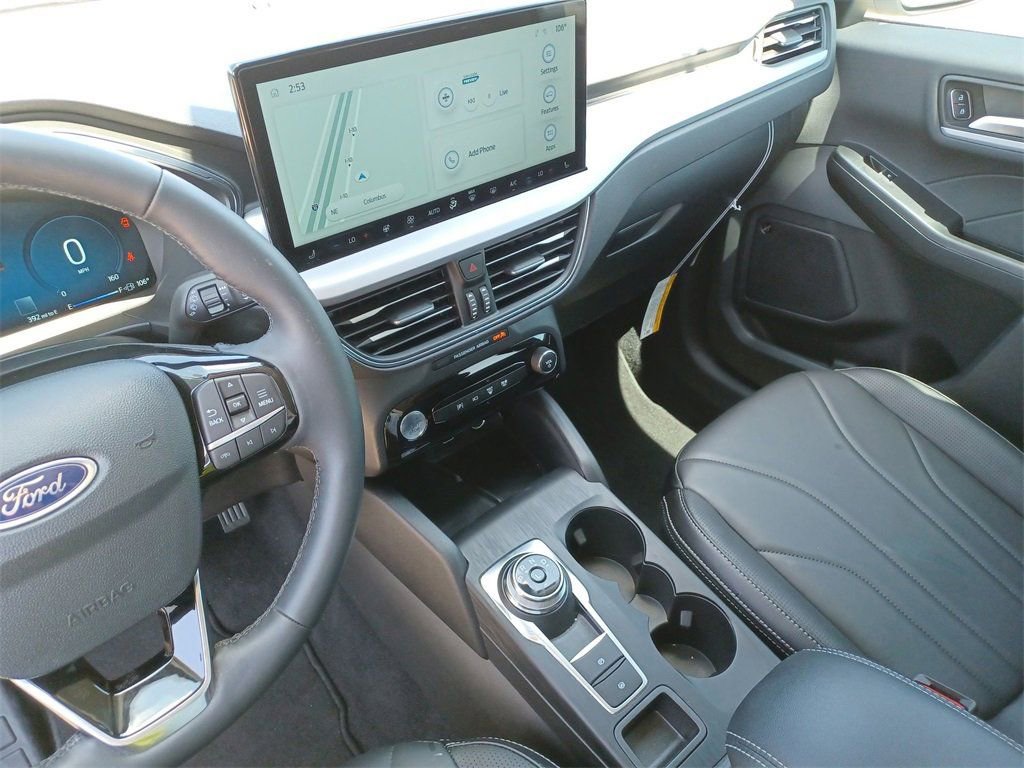 New 2025 Ford Escape Platinum w/ Premium Technology Package FWD image 11