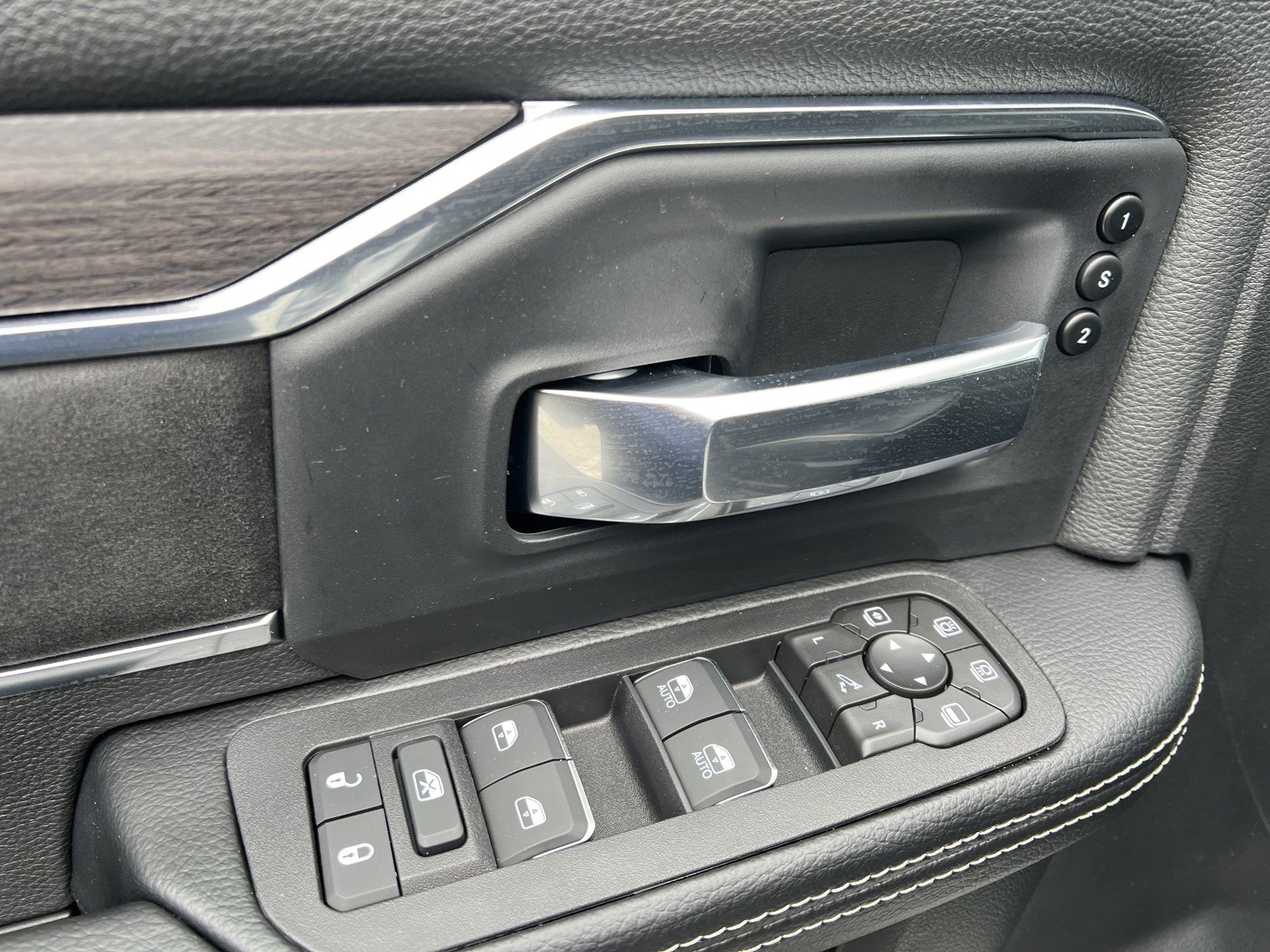 New 2026 RAM 2500 Laramie image 12