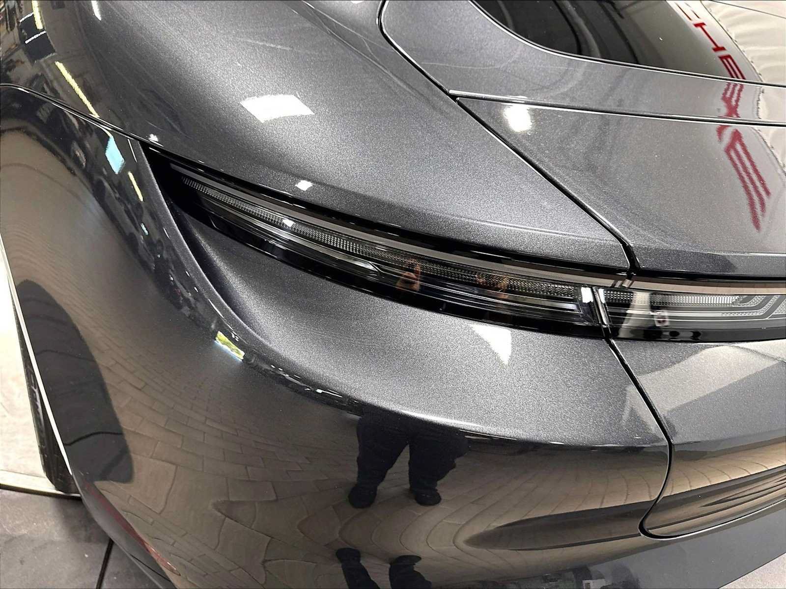 New 2026 Porsche Taycan 4S AWD/4WD image 34