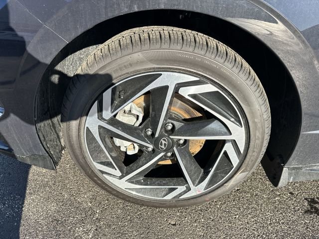 New 2026 Hyundai Sonata SEL AWD/4WD image 17
