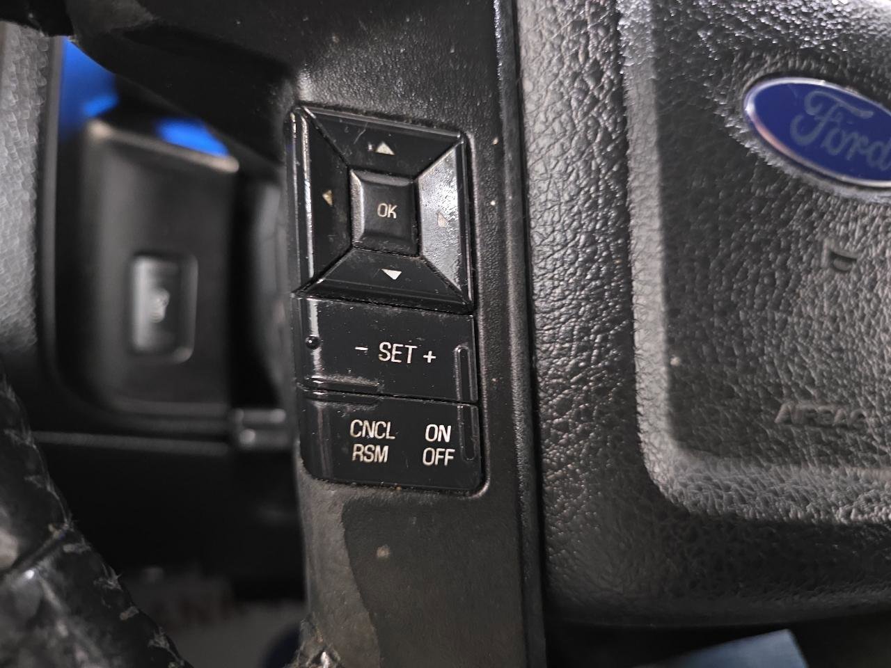 Used 2016 Ford Expedition XLT AWD/4WD image 43