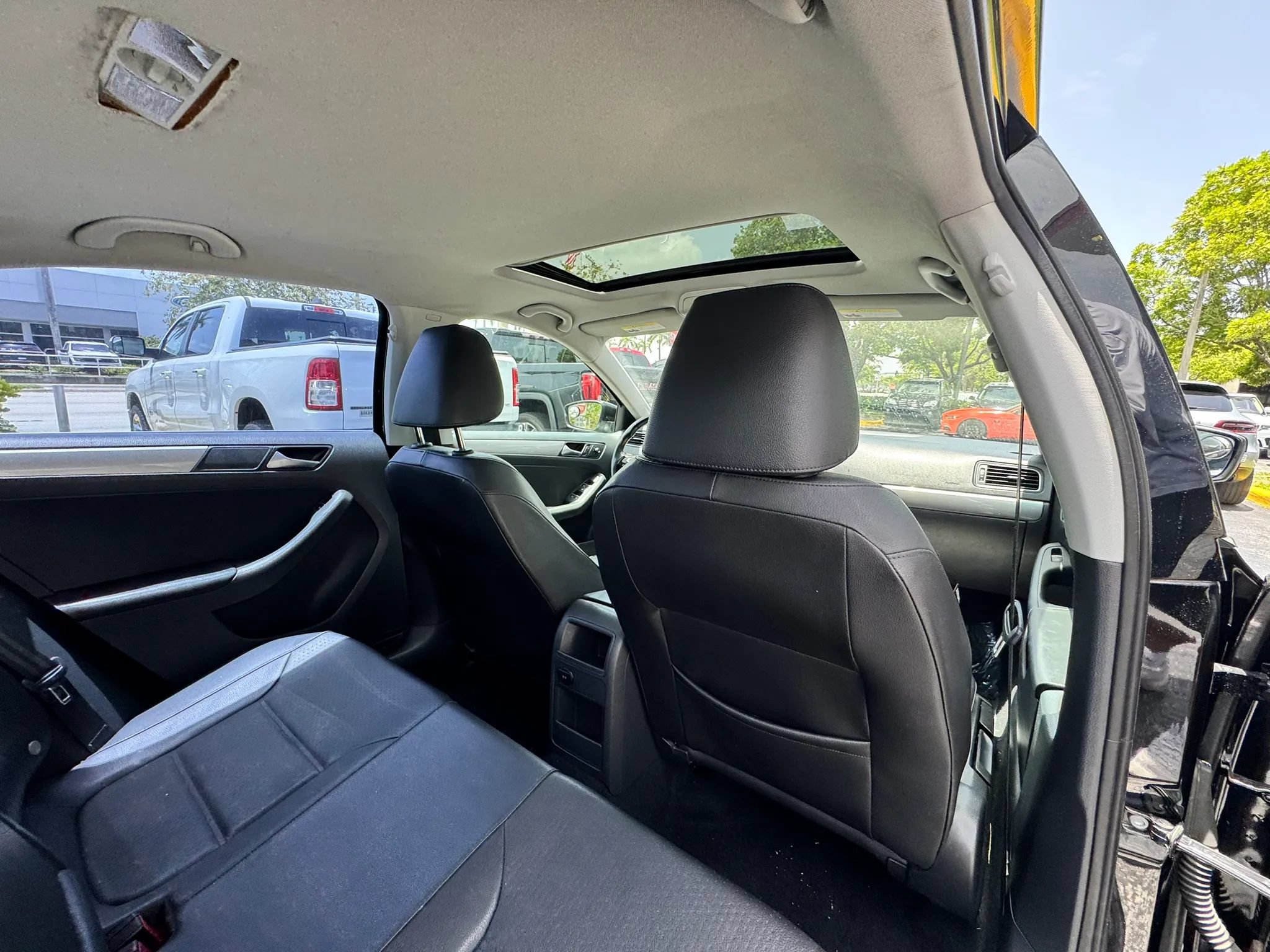 Used 2015 Volkswagen Jetta Sport FWD image 19