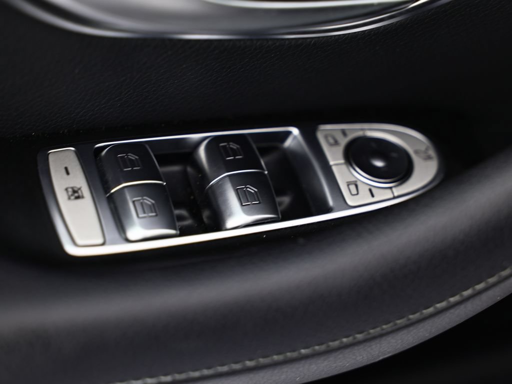 Used 2023 Mercedes-Benz E 450 4MATIC Sedan image 22