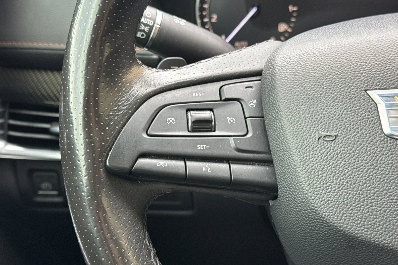 Certified 2019 Cadillac XT4 Sport w/ Cold Weather Package image 28