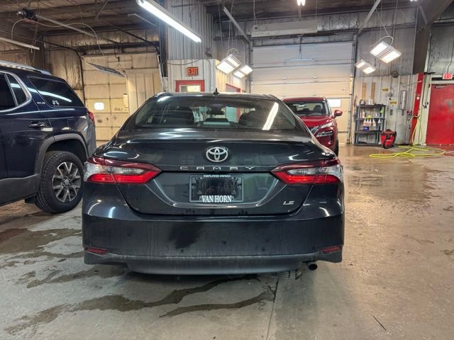 Used 2023 Toyota Camry LE image 4