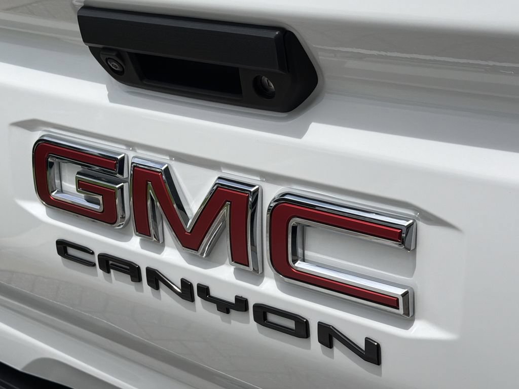 Certified 2025 GMC Canyon AT4 w/ Nightfall Edition AWD/4WD image 14