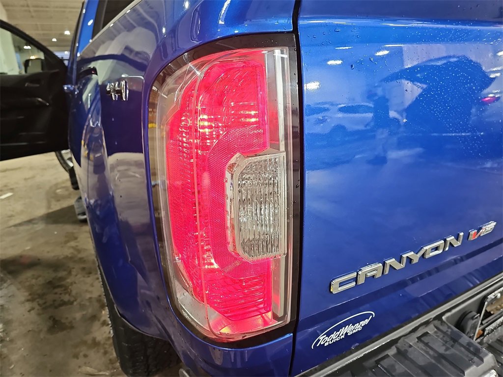 Used 2018 GMC Canyon SLE w/ SLE Convenience Package image 33