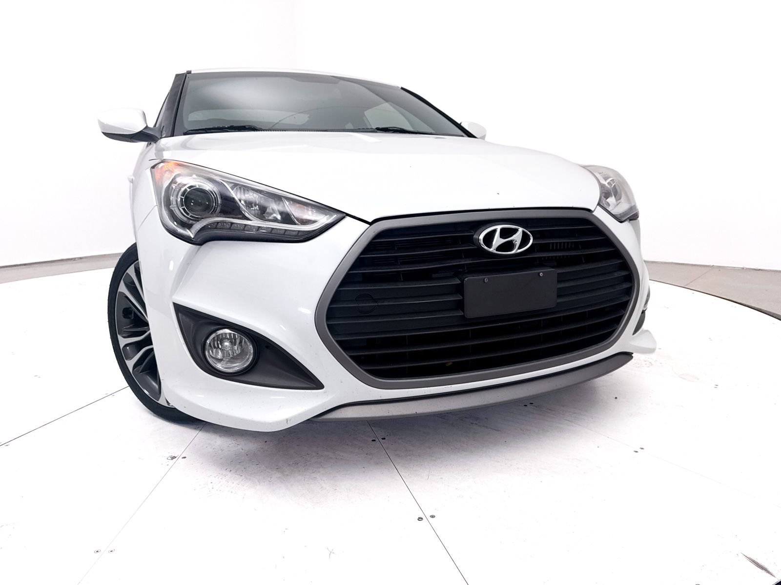 Used 2016 Hyundai Veloster Turbo R-Spec FWD image 6