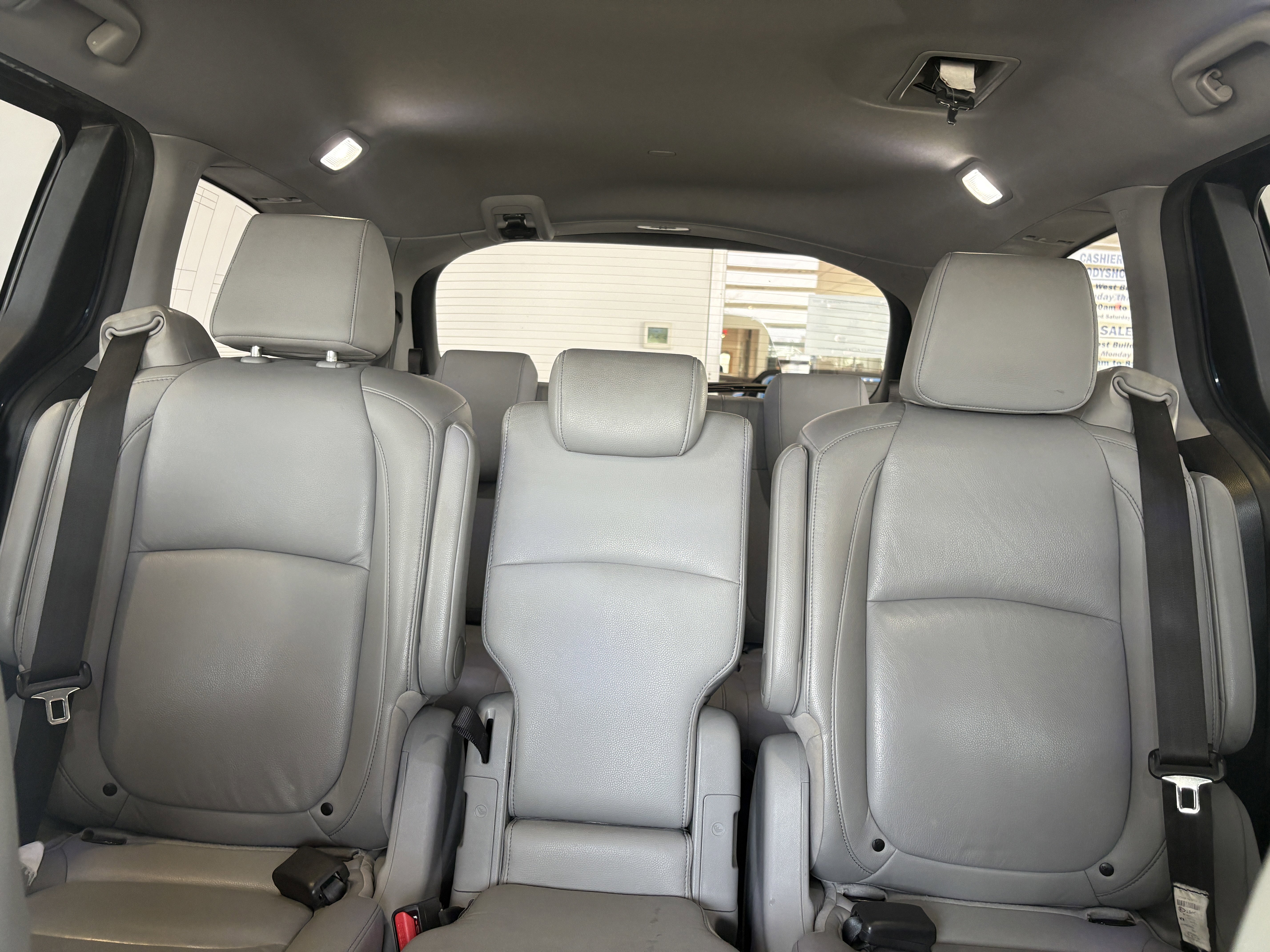 Used 2021 Honda Odyssey Touring image 23