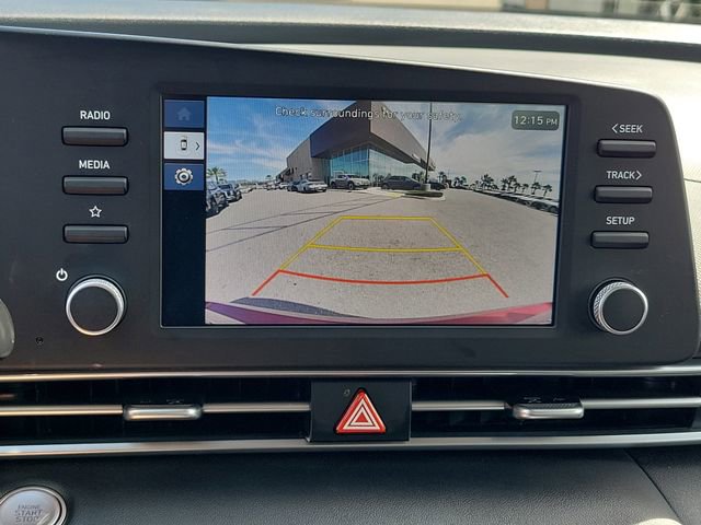 Used 2025 Hyundai Elantra Blue image 10