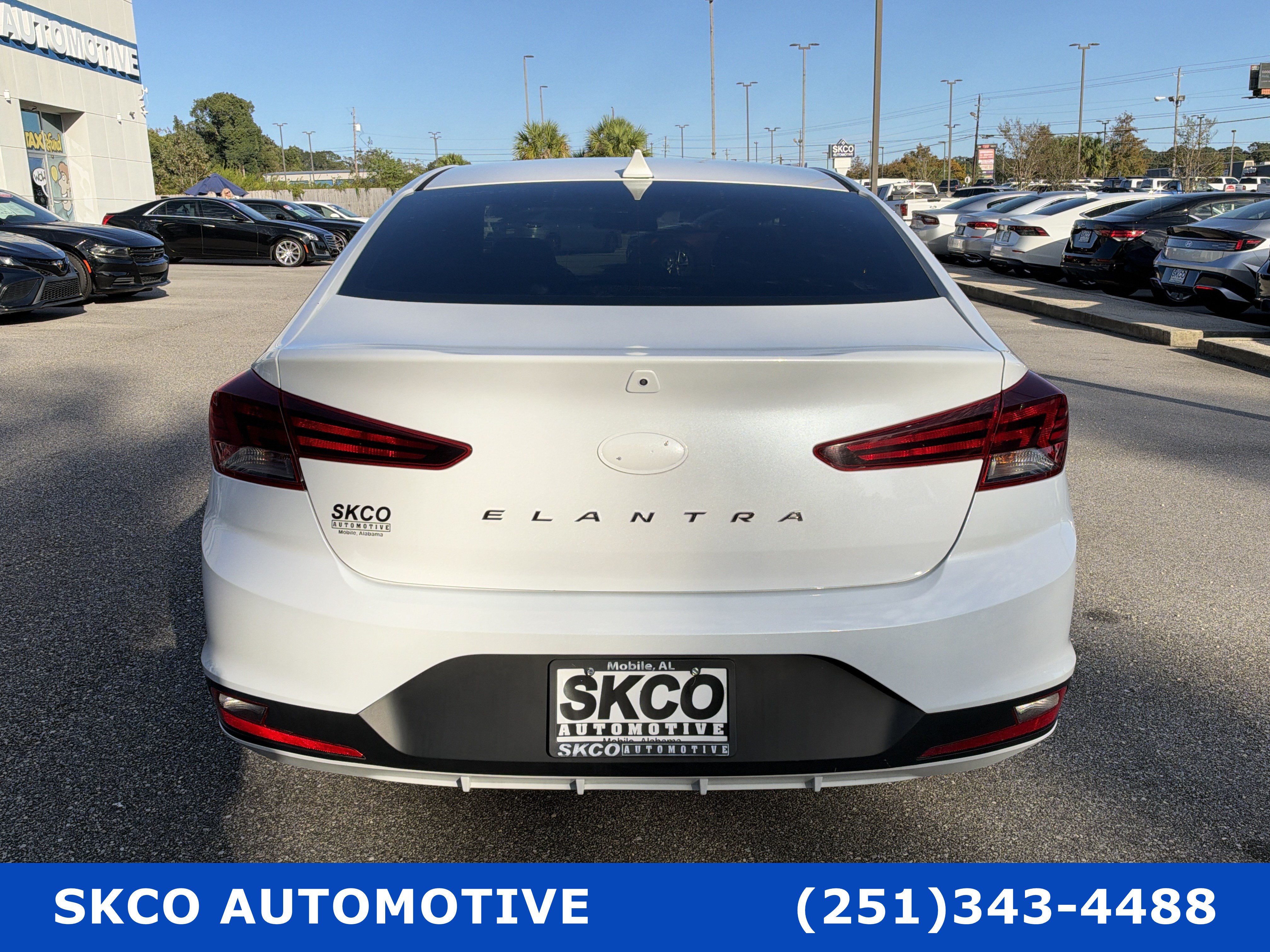 Used 2020 Hyundai Elantra SEL w/ Cargo Package (C1) FWD image 4