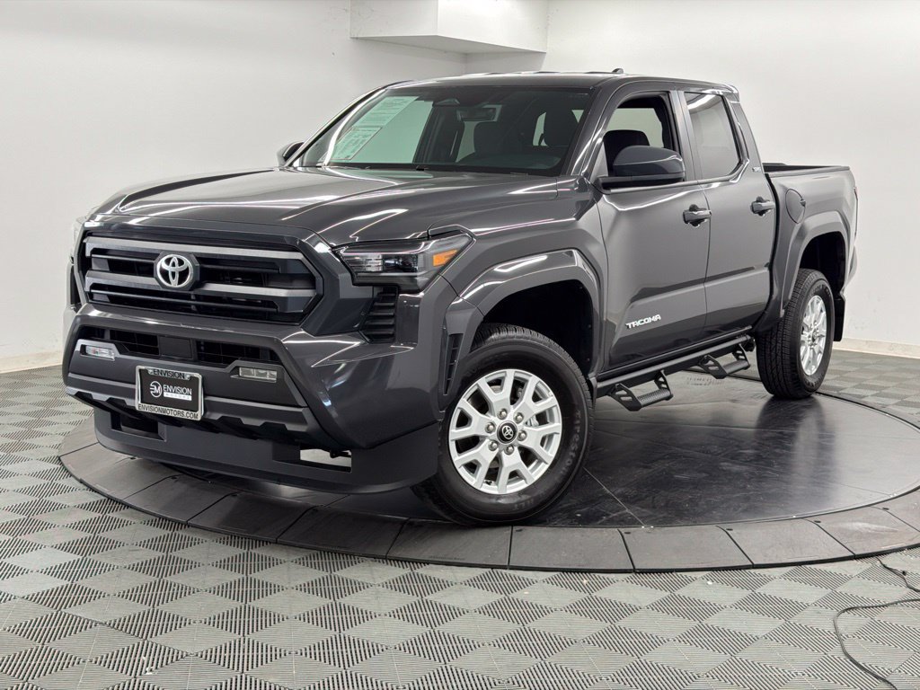 Used 2026 Toyota Tacoma SR5 RWD image 3