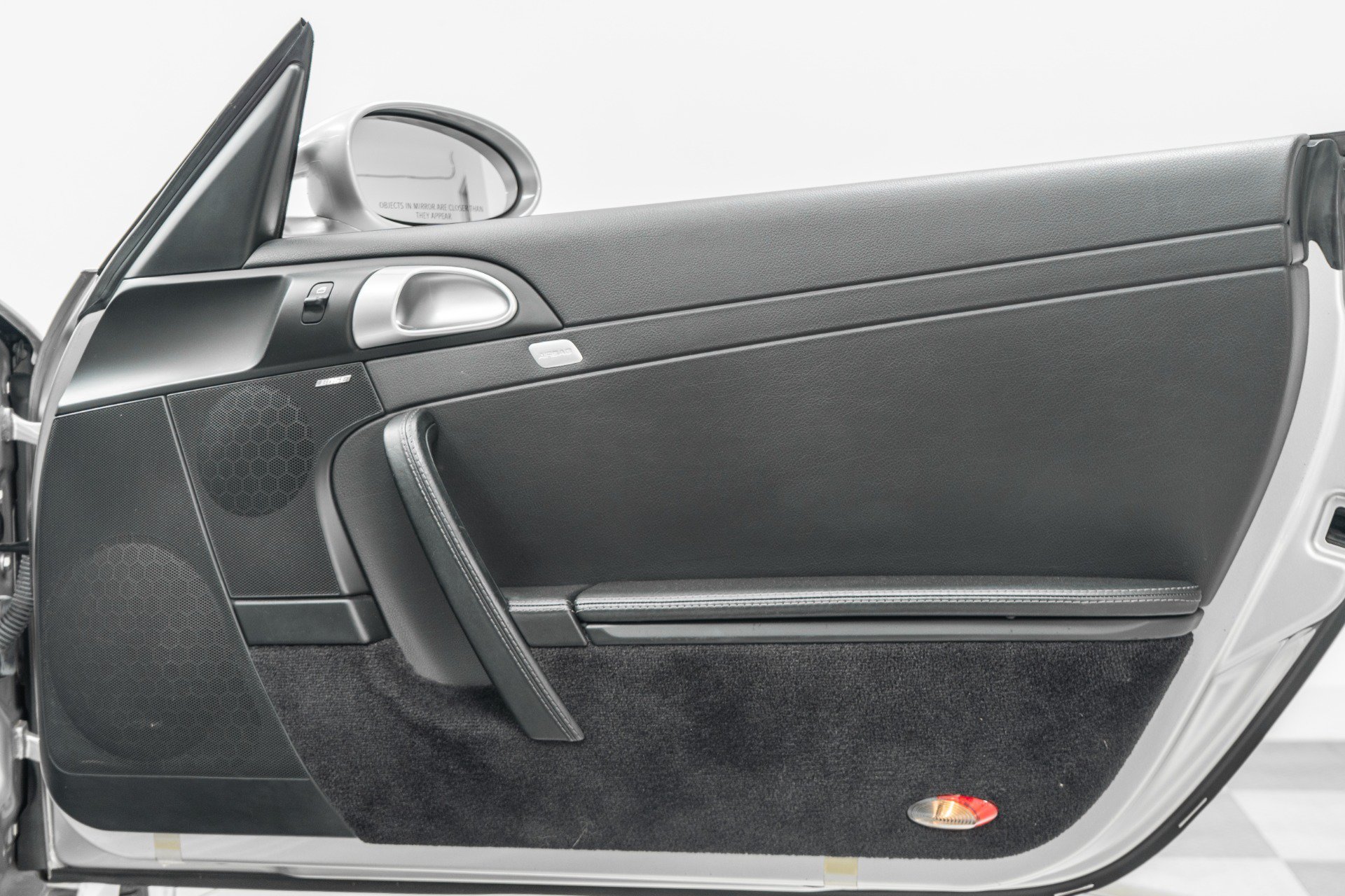 Used 2005 Porsche 911 Carrera RWD image 39