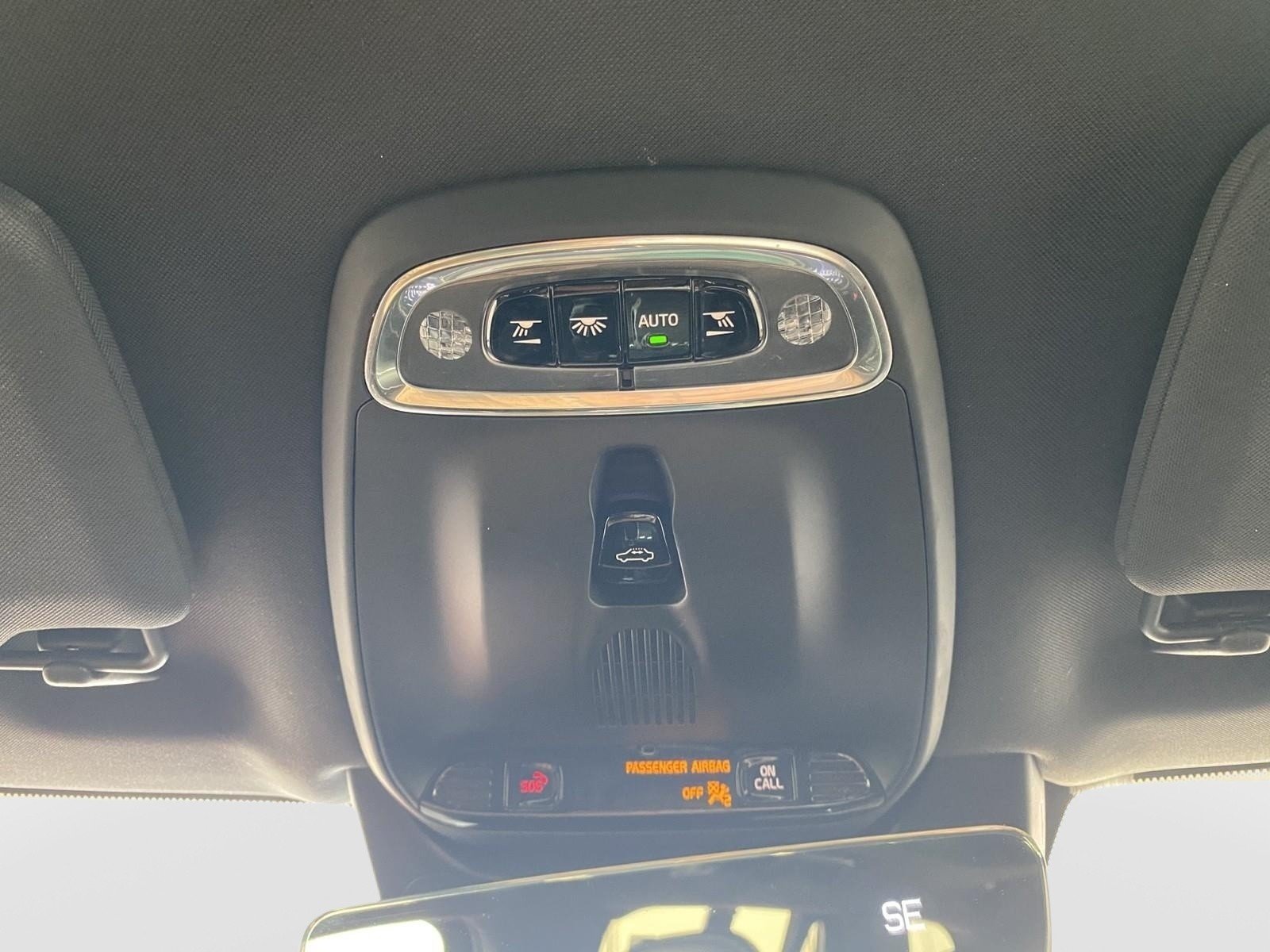 Used 2019 Volvo XC90 T6 R-Design w/ Advanced Package AWD/4WD image 28