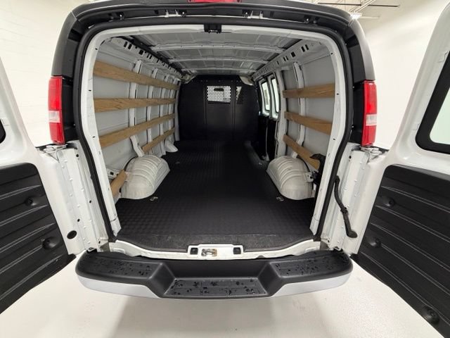 Certified 2025 Chevrolet Express 2500 w/ Driver Convenience Package RWD image 19