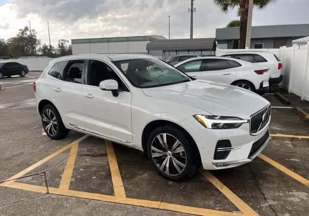 Used 2023 Volvo XC60 B5 Plus w/ Protection Package Premier image 2
