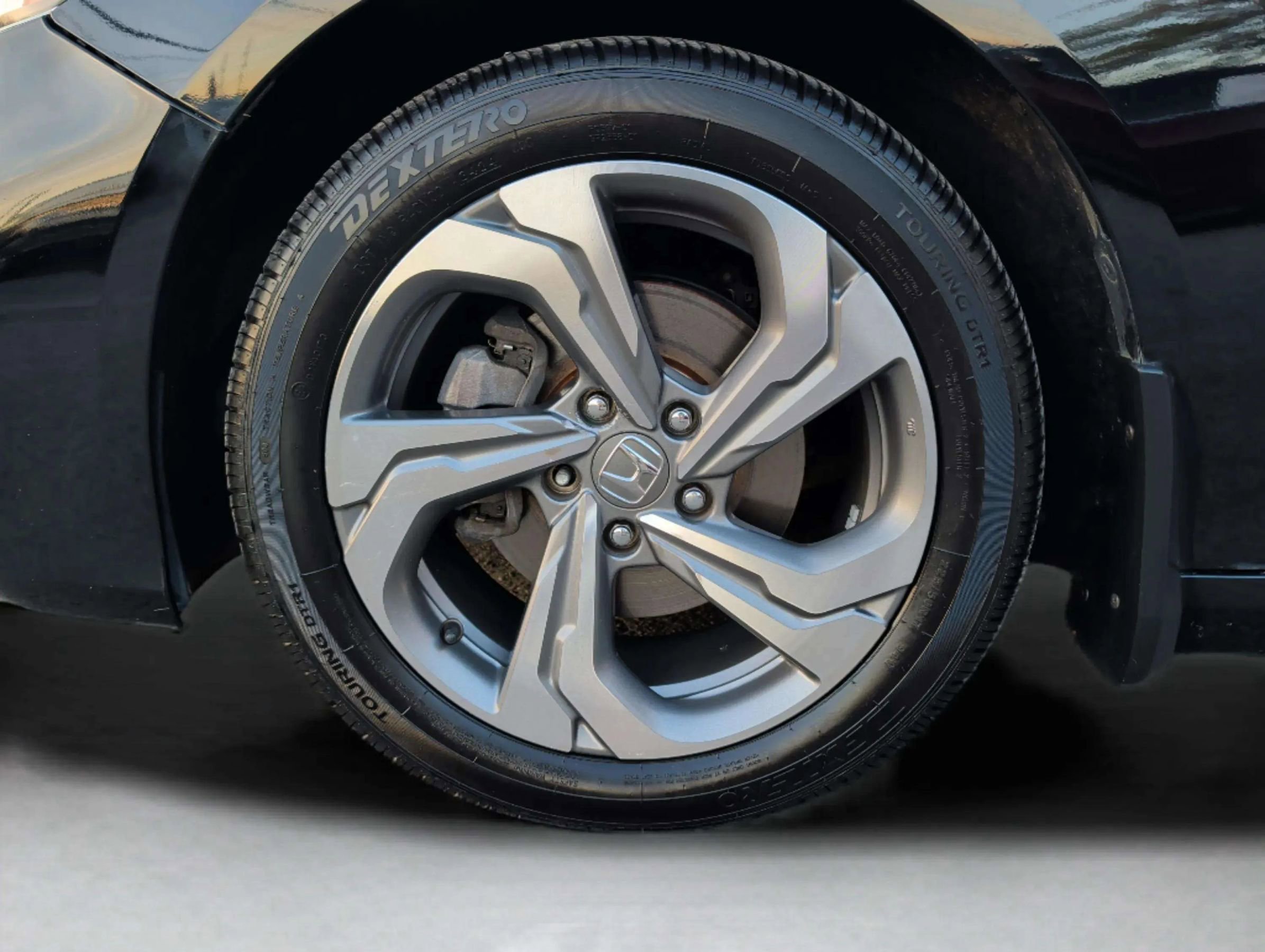 Used 2018 Honda Accord EX-L image 40