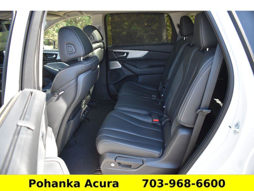 Certified 2025 Acura MDX FWD w/ Technology Package image 31