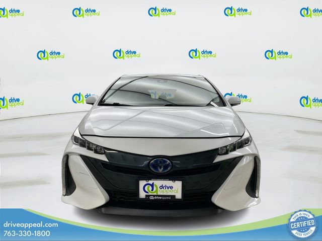 Used 2021 Toyota Prius Prime XLE FWD image 2