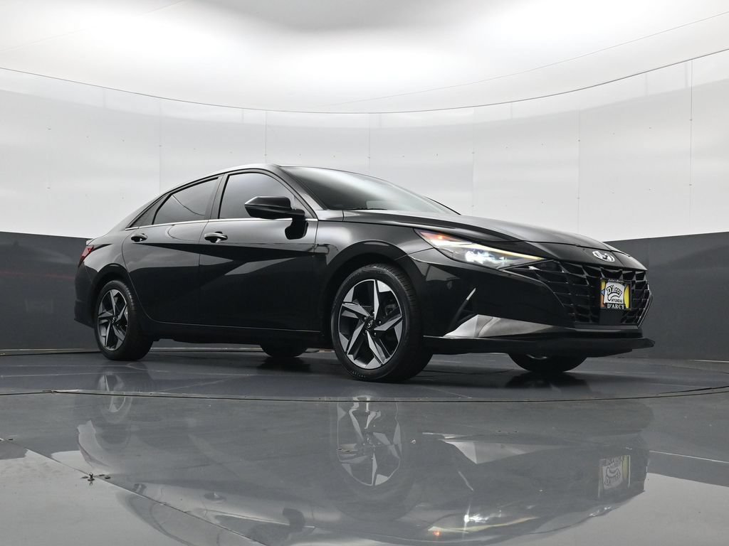 Used 2023 Hyundai Elantra Limited w/ Cargo Package FWD image 25