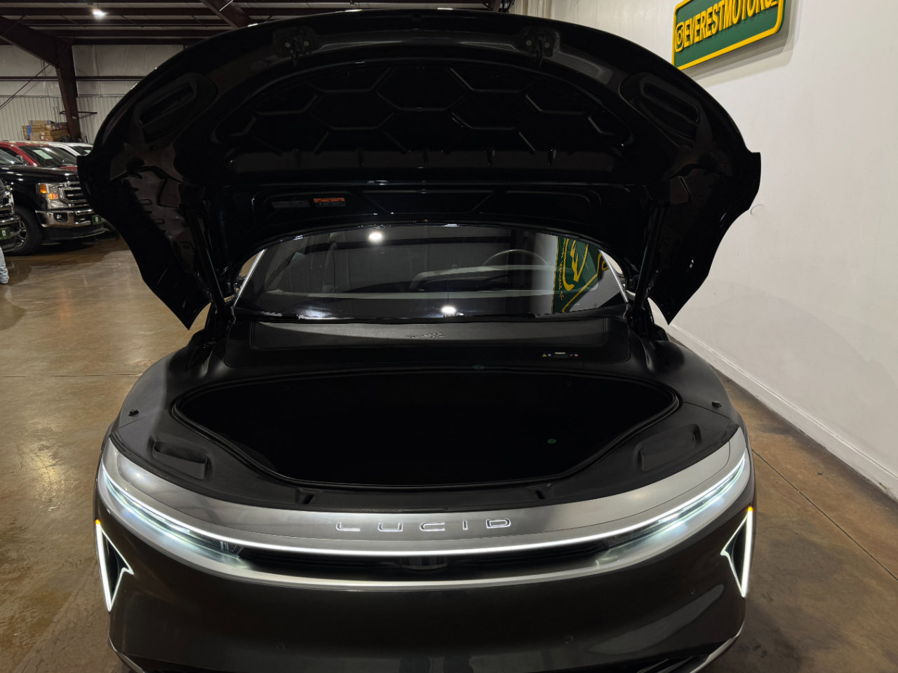 Used 2022 Lucid Air Grand Touring image 73