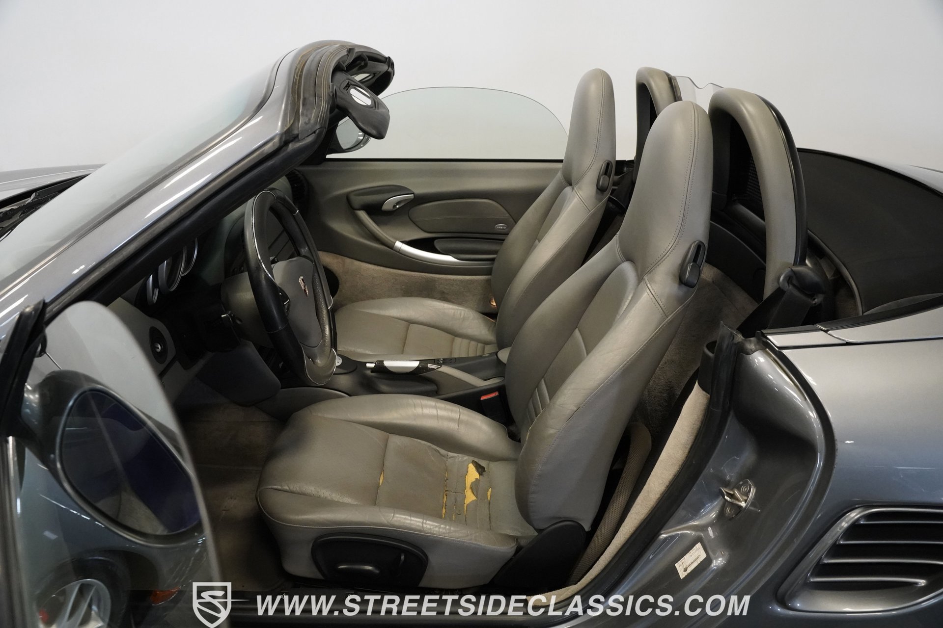 Used 2004 Porsche Boxster S image 3
