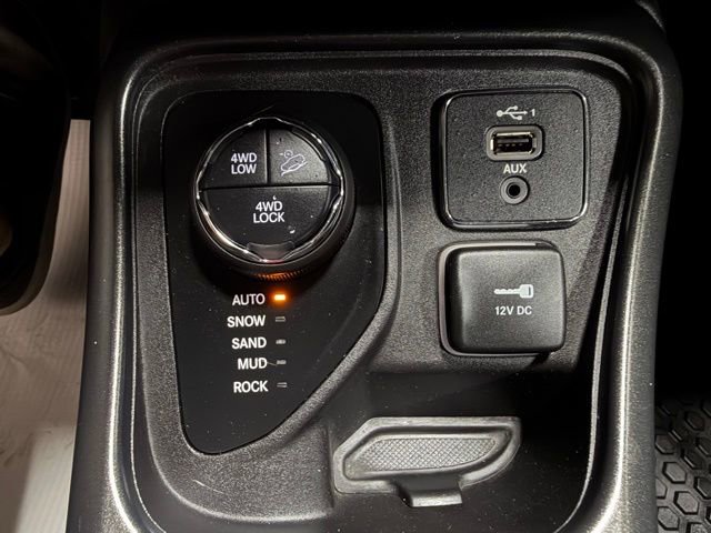 Used 2019 Jeep Compass Trailhawk image 39