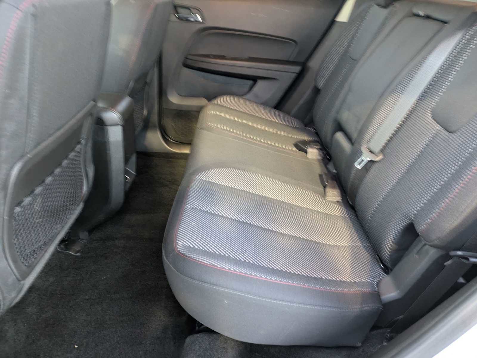 Used 2017 Chevrolet Equinox LT w/ Convenience Package image 18