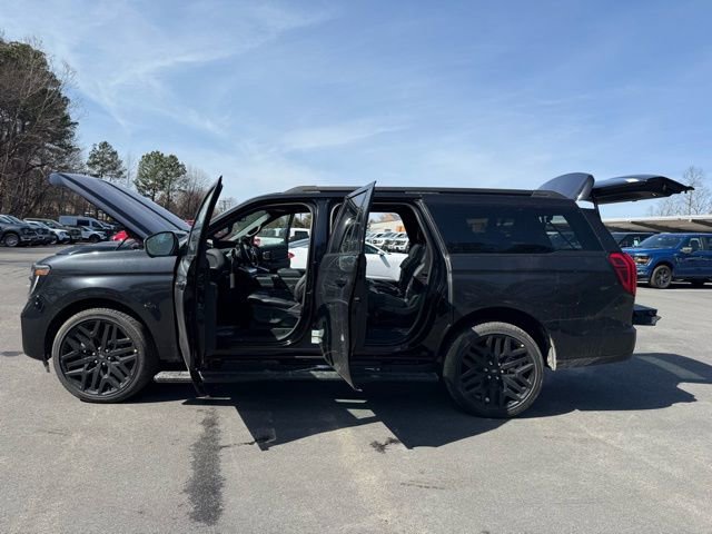 New 2026 Ford Expedition Max Platinum w/ Stealth Performance Package image 26
