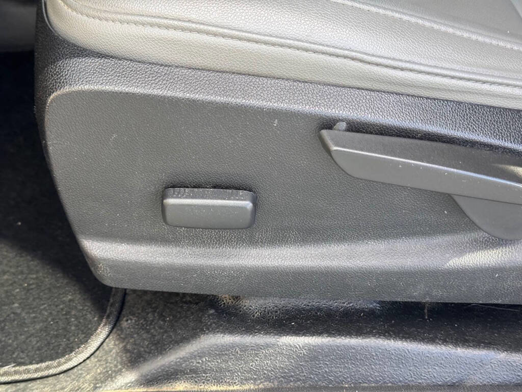 Used 2019 Chevrolet Colorado W/T image 4