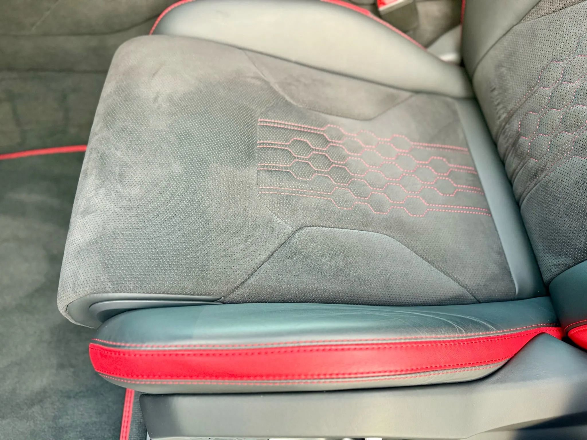 Used 2024 Lamborghini Urus S image 35