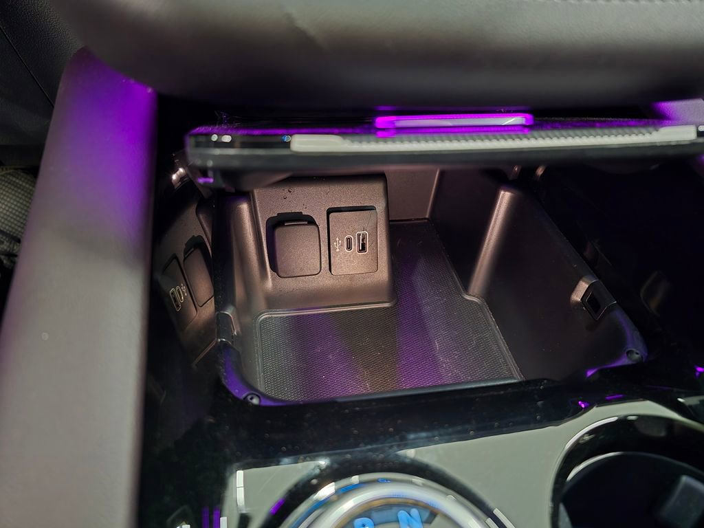 Used 2025 Ford Explorer Platinum w/ LUX Leather Package image 28