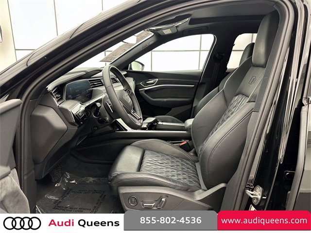 Used 2023 Audi e-tron S Prestige w/ Prestige Package image 12