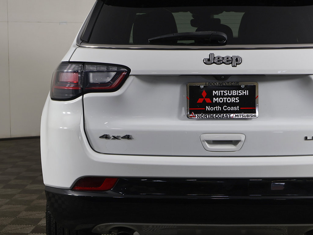 Used 2023 Jeep Compass Limited w/ Elite Group AWD/4WD image 16