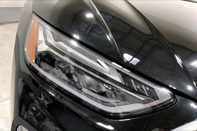 Used 2023 Audi Q5 2.0T Premium w/ Convenience Package image 30