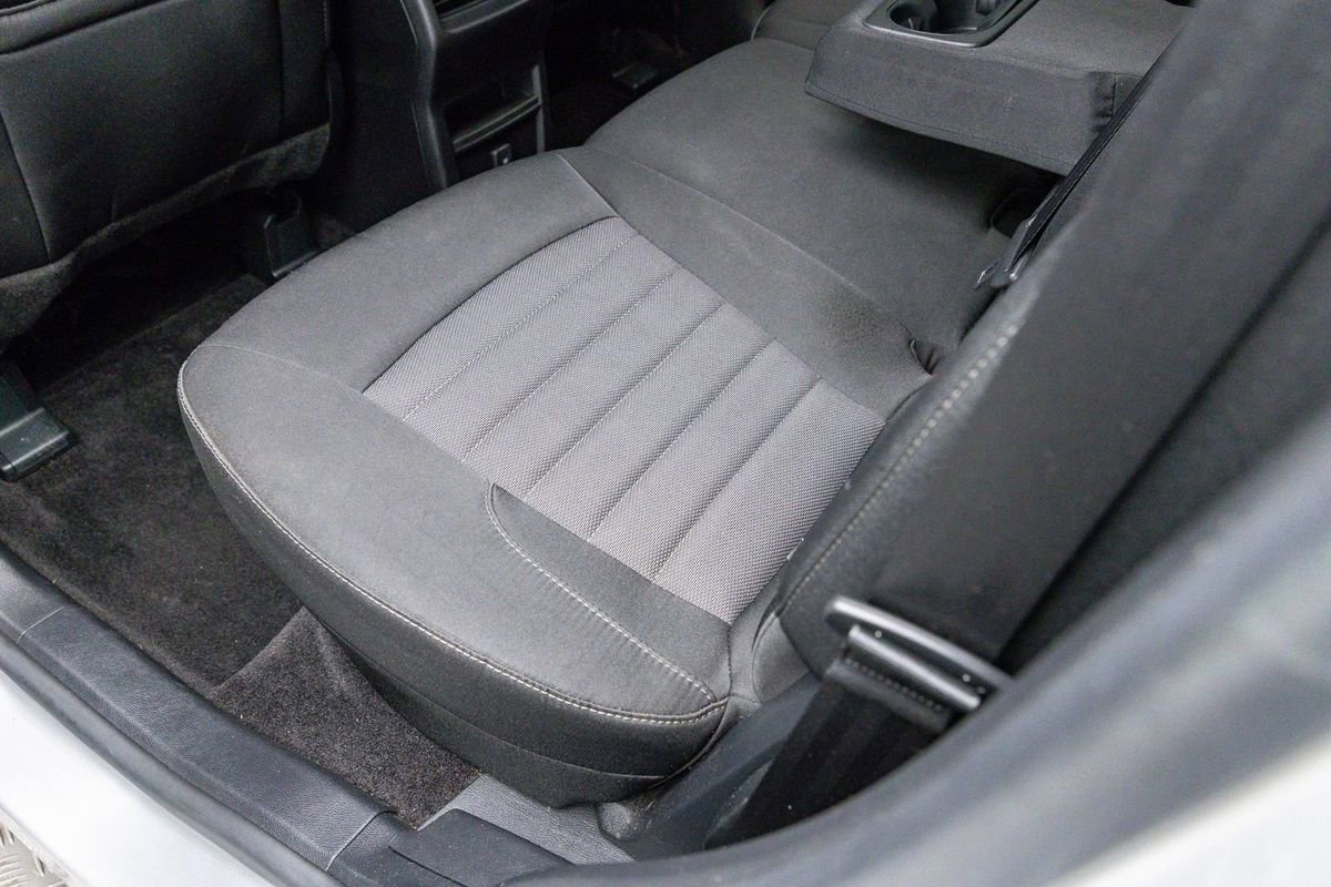 Used 2016 Ford Edge SE AWD/4WD image 25