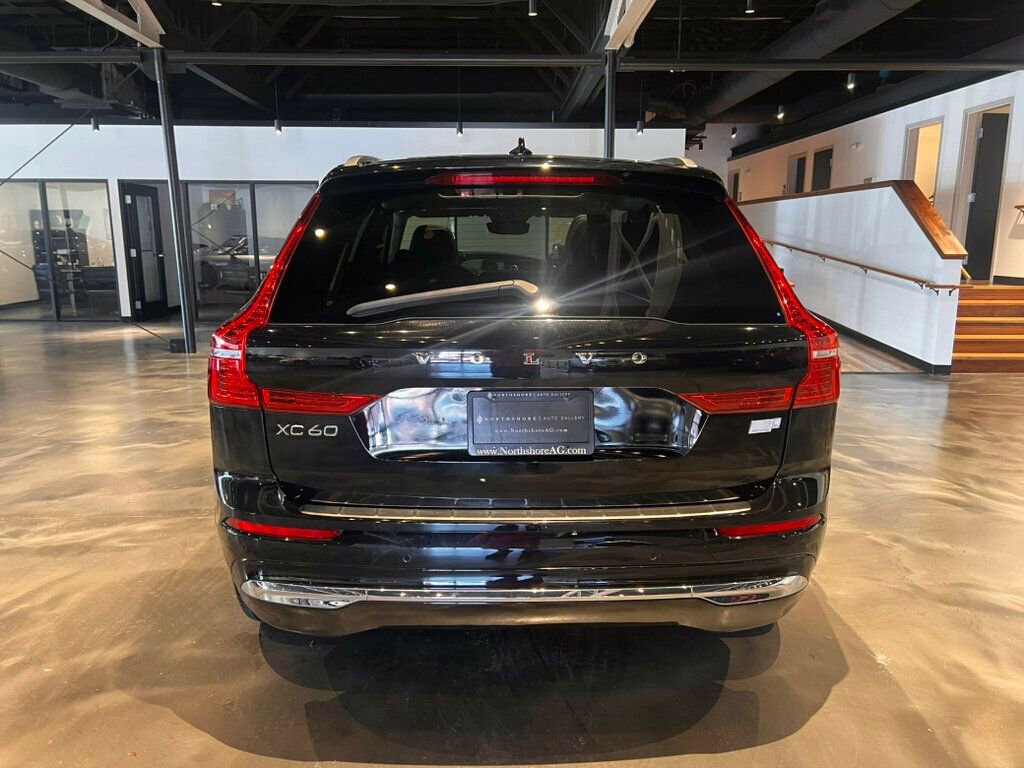 Used 2022 Volvo XC60 T8 Inscription w/ Advanced Package image 4