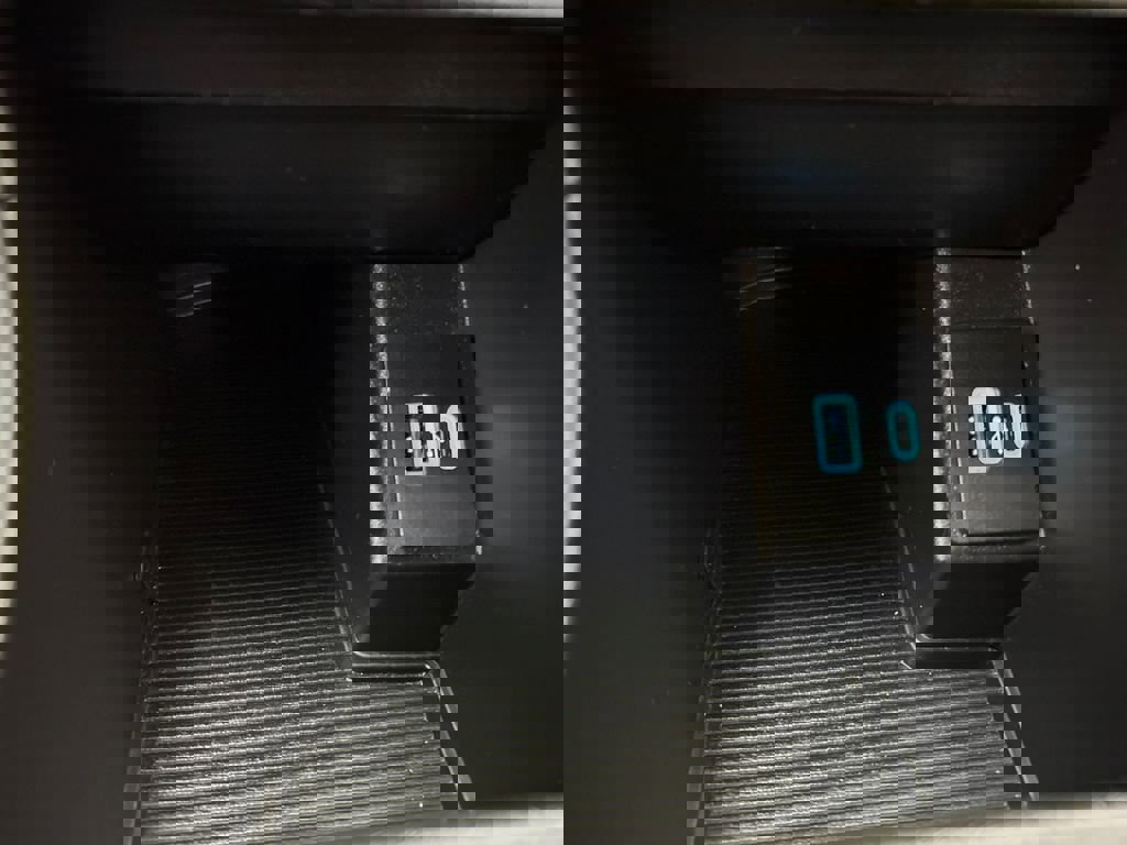 Used 2023 Ford Edge ST image 30