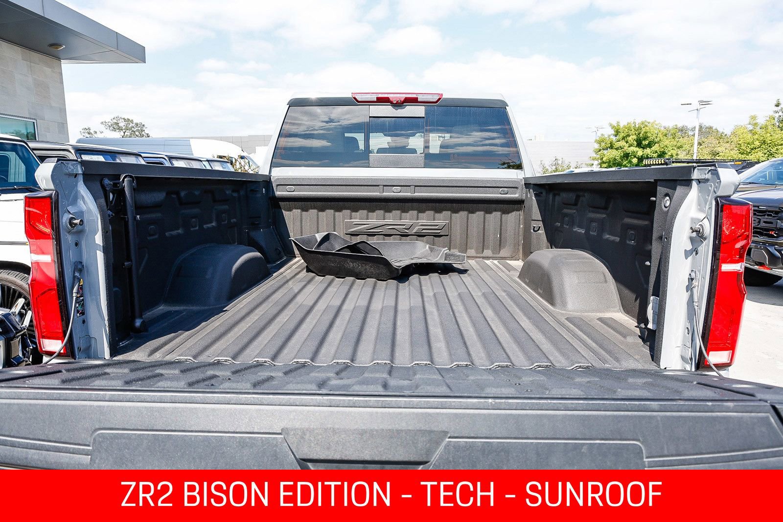 Used 2024 Chevrolet Silverado 2500 ZR2 w/ ZR2 Bison Edition AWD/4WD image 26