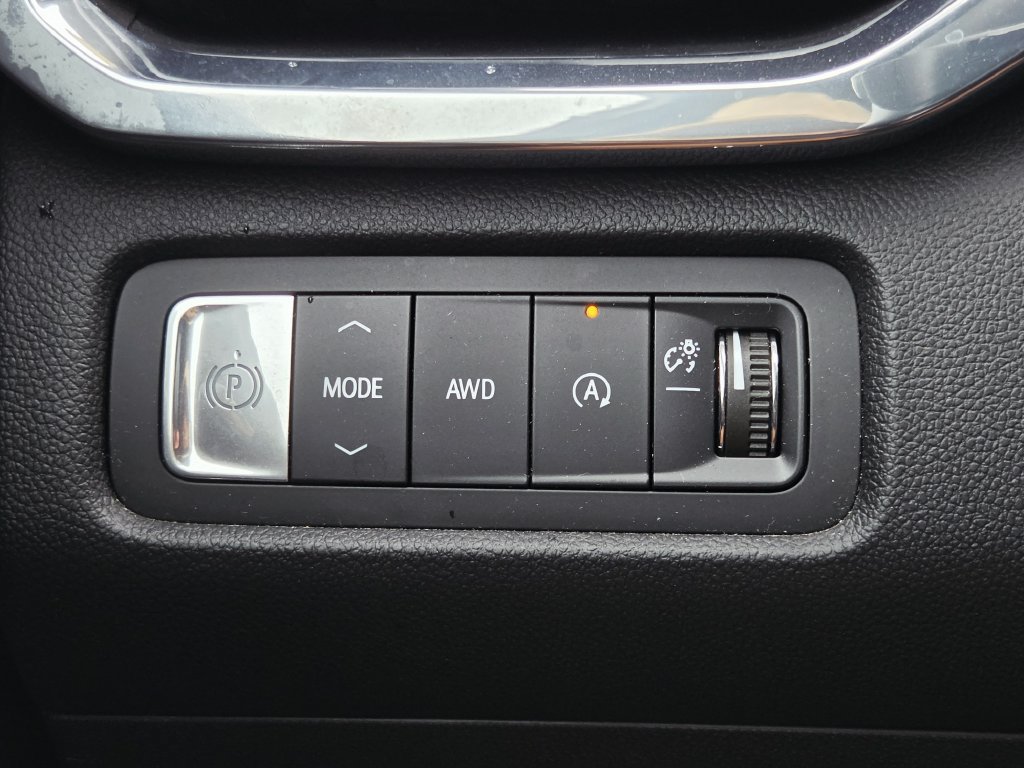 Used 2026 GMC Acadia Elevation w/ Elevation Premium Package AWD/4WD image 28