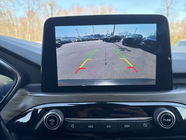 Certified 2020 Ford Escape Titanium image 25