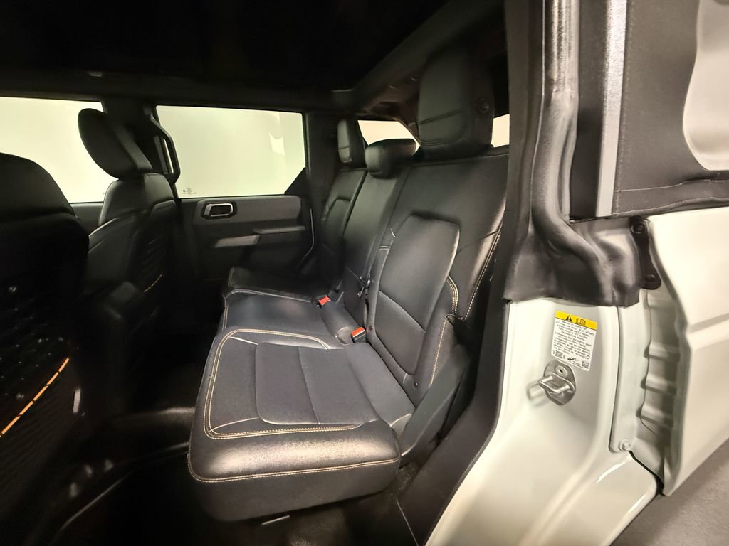 Used 2023 Ford Bronco Badlands image 8
