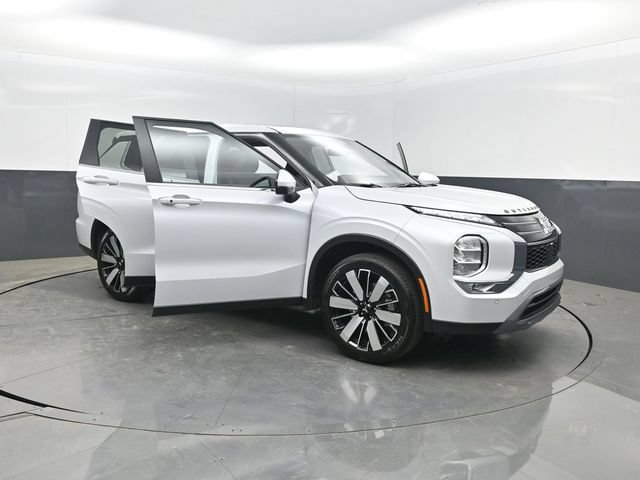 New 2026 Mitsubishi Outlander SE FWD image 37