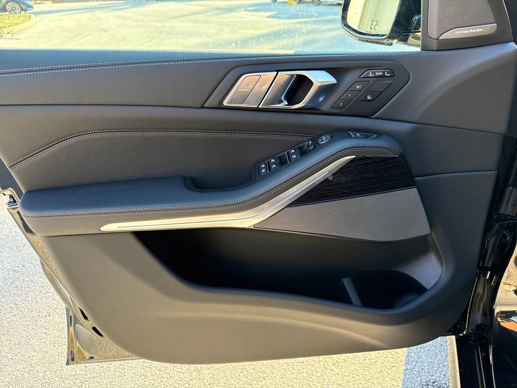 New 2026 BMW X7 xDrive40i w/ M Sport Package image 12