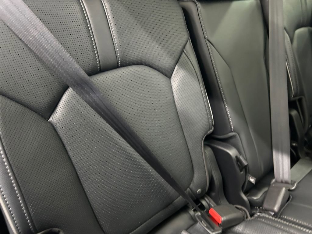 Used 2023 Honda Pilot Elite image 25