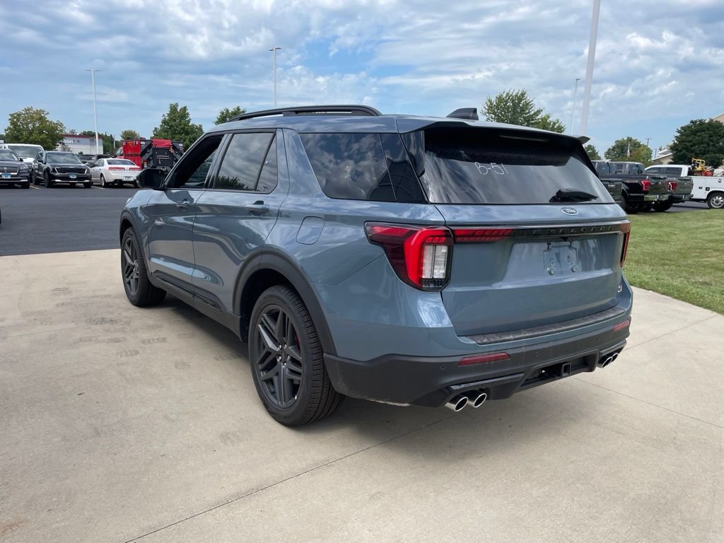 New 2026 Ford Explorer ST w/ Sun And Sound Package AWD/4WD image 7
