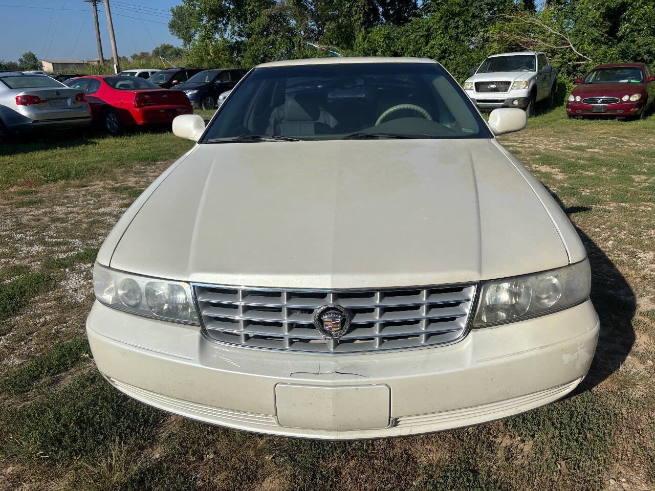 Used 1999 Cadillac Seville SLS w/ Convenience Pkg image 3